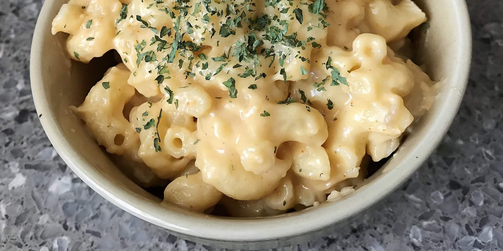 How do you make mac and cheese from scratch?
